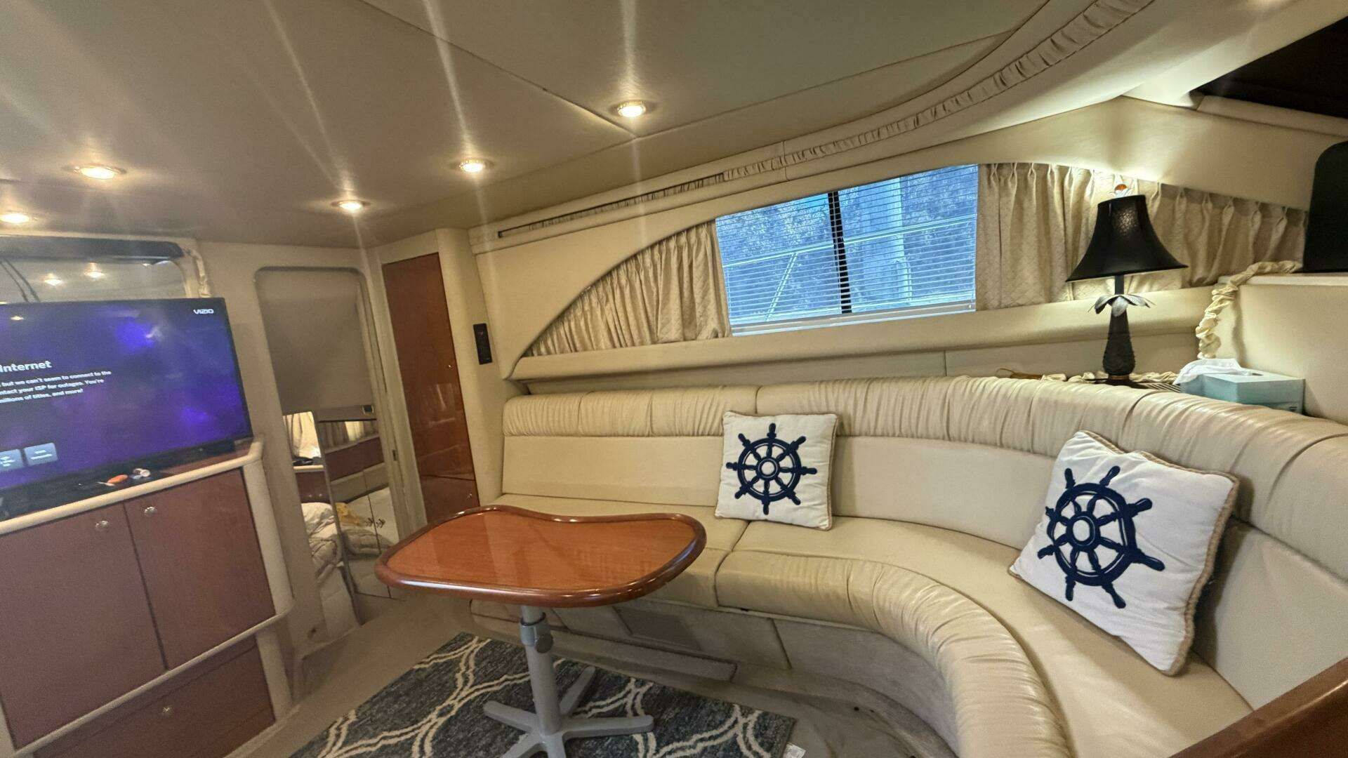 2000 Sea Ray 380 Aft Cabin - 26