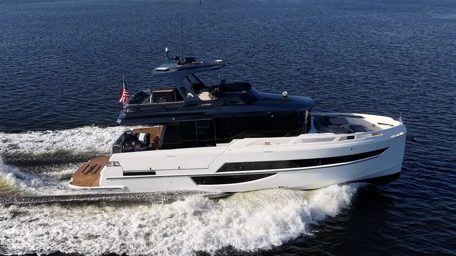 2024 OKEAN 52 Fly