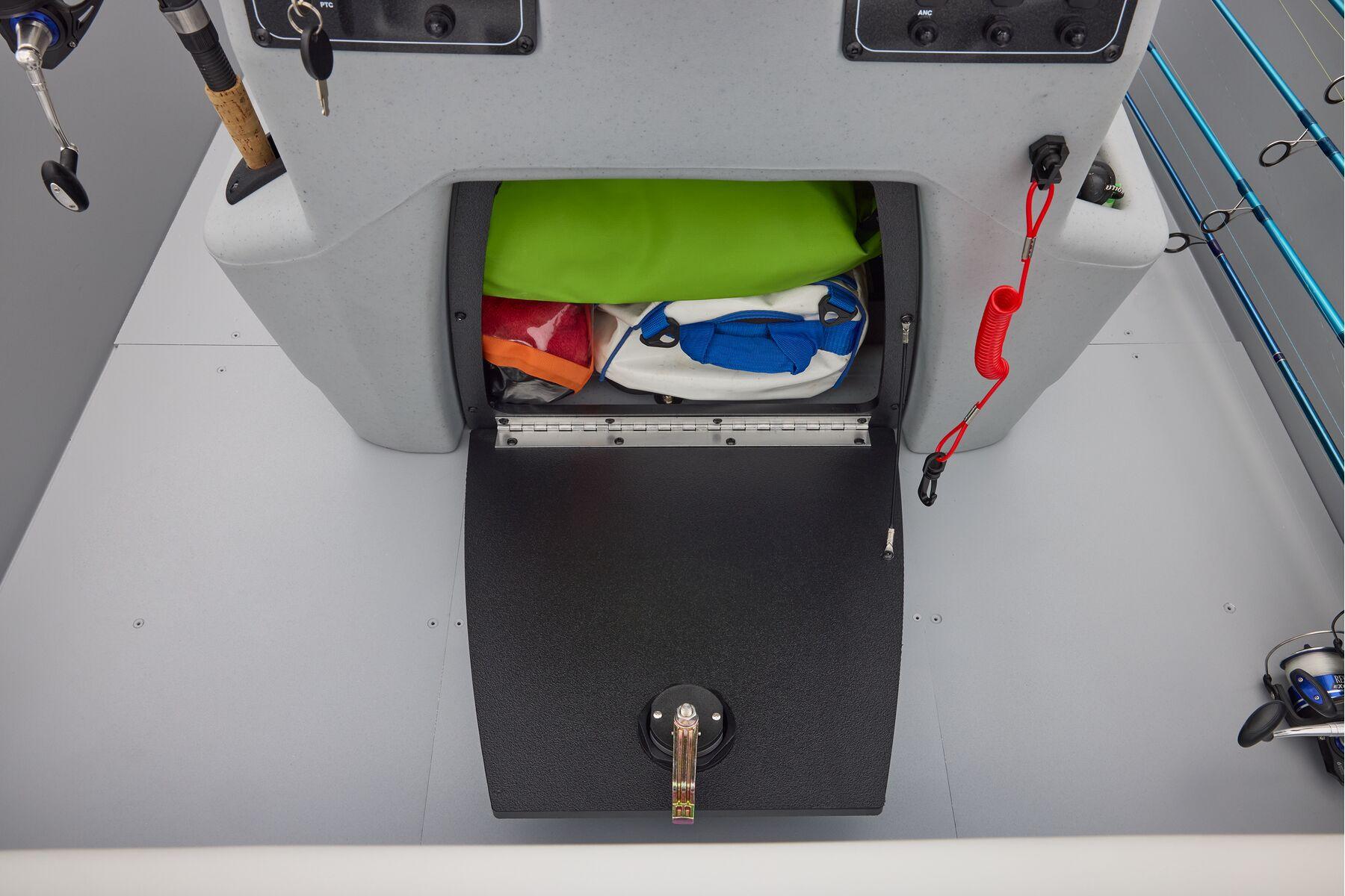 2026 Tracker Bass Tracker Classic CC - 30