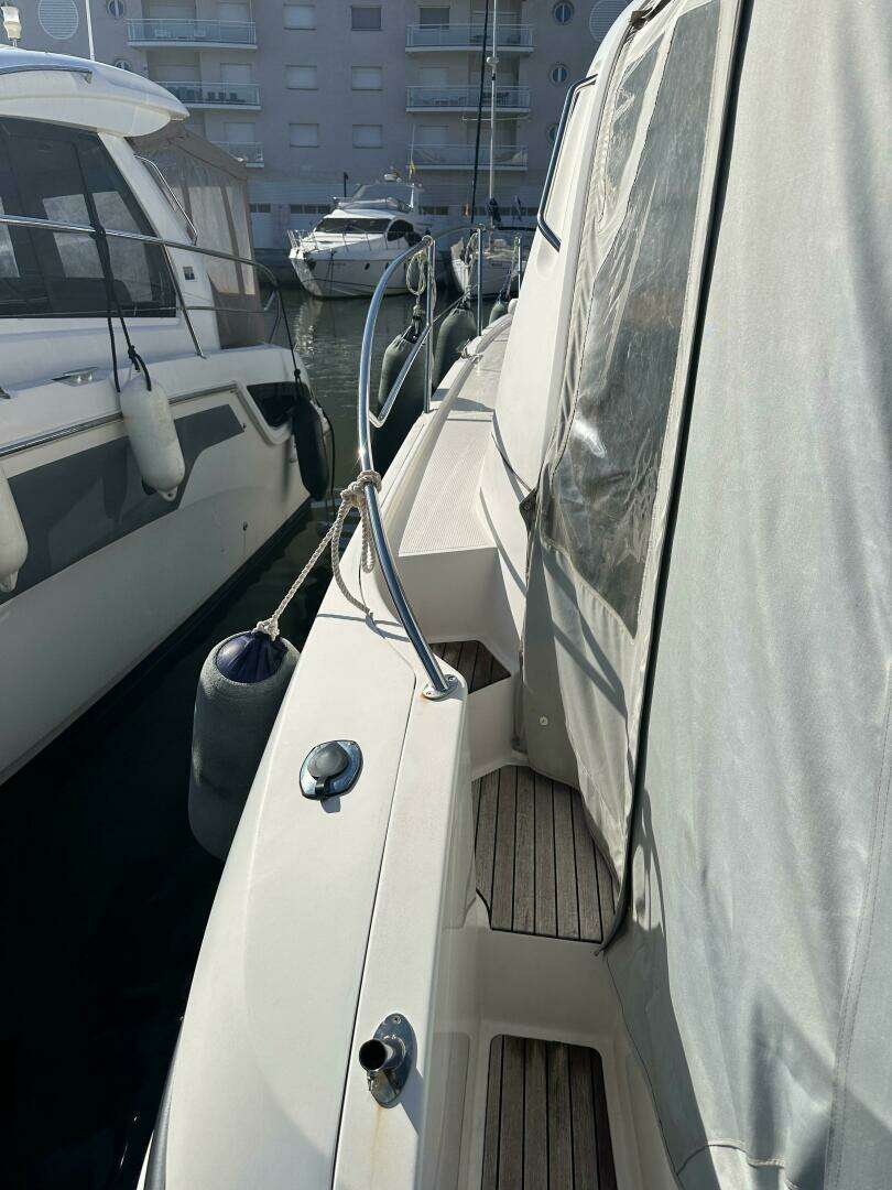 2013 Bavaria Sport 35 - Image 28