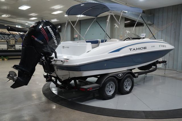 2017 Tahoe 2150 - 6