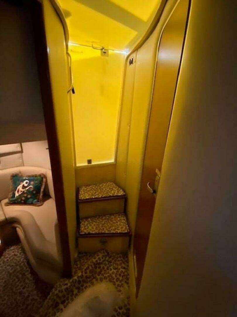 2004 Chaparral Signature 350 - Image 32