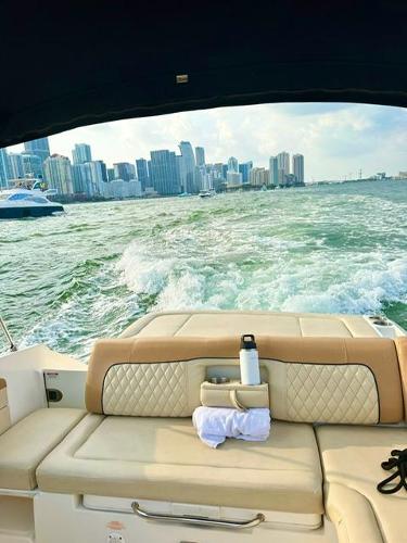 2015 Sea Ray 240 Sundeck - 8