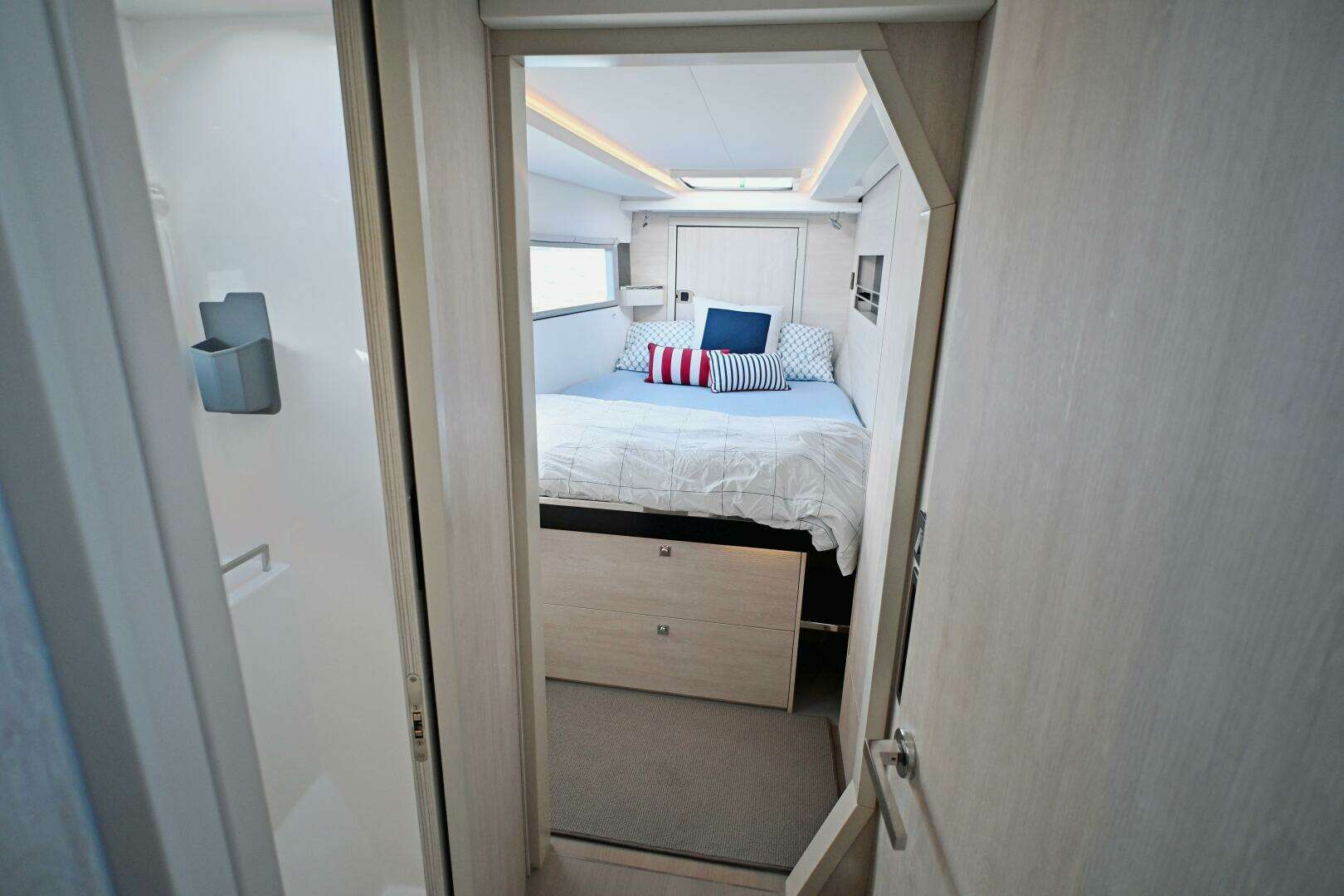 2020 Leopard 45 - Image 38
