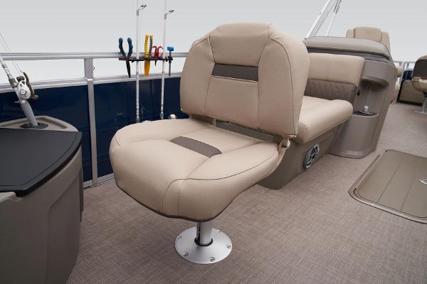 2025 Sun Tracker Fishin' Barge 22 XP3 - 21