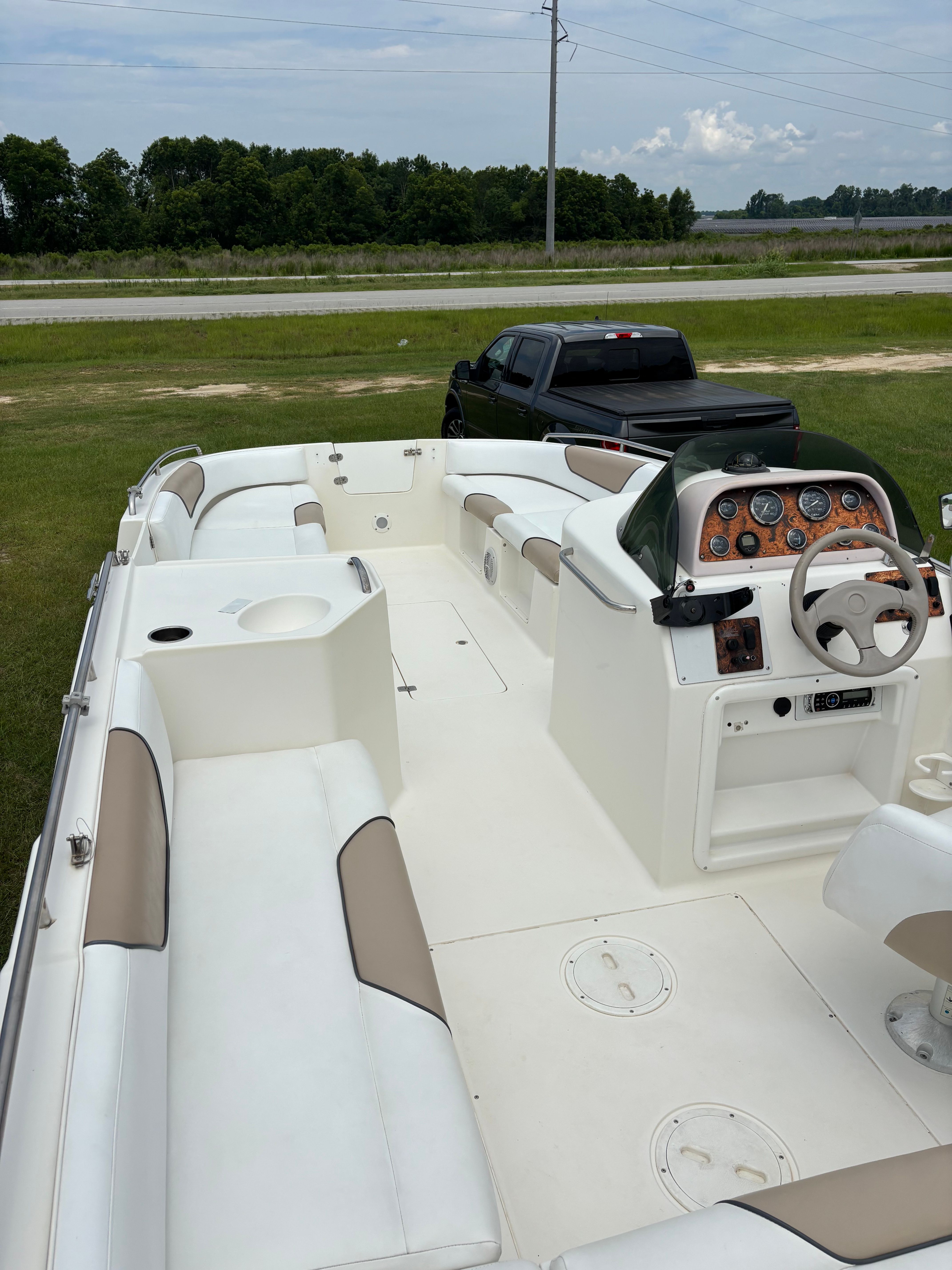 1996 Cobia SPORT DECK 229 - 11