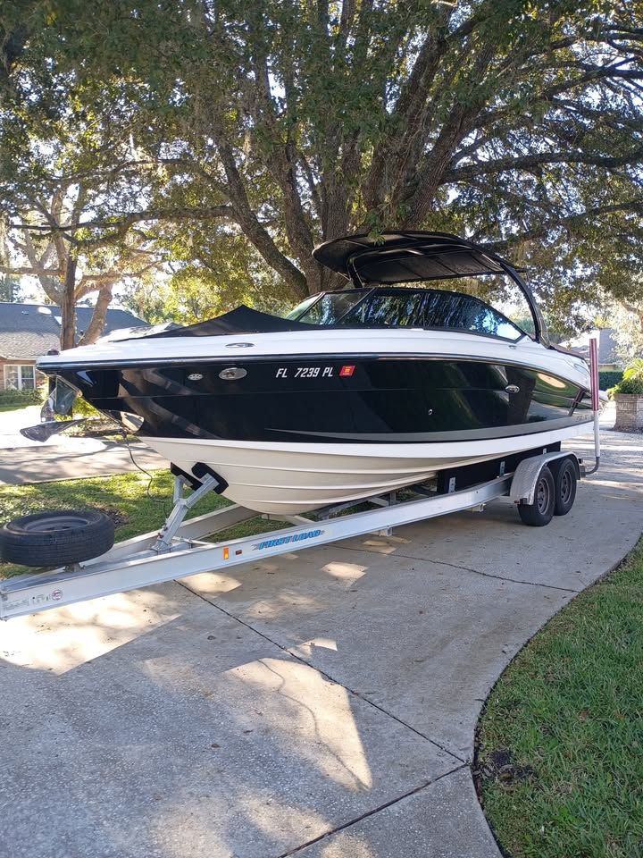 2012 Sea Ray 270 SLX - 2