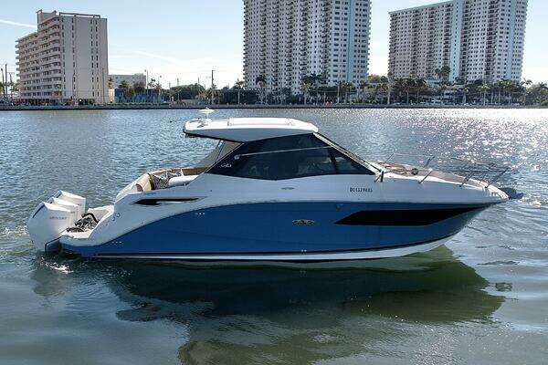 2022 Sea Ray Sundancer 320