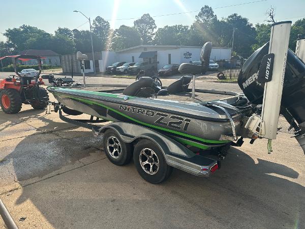 2017 Nitro Z21 Z-Pro High Performance boat on trailer, parked outdoors.