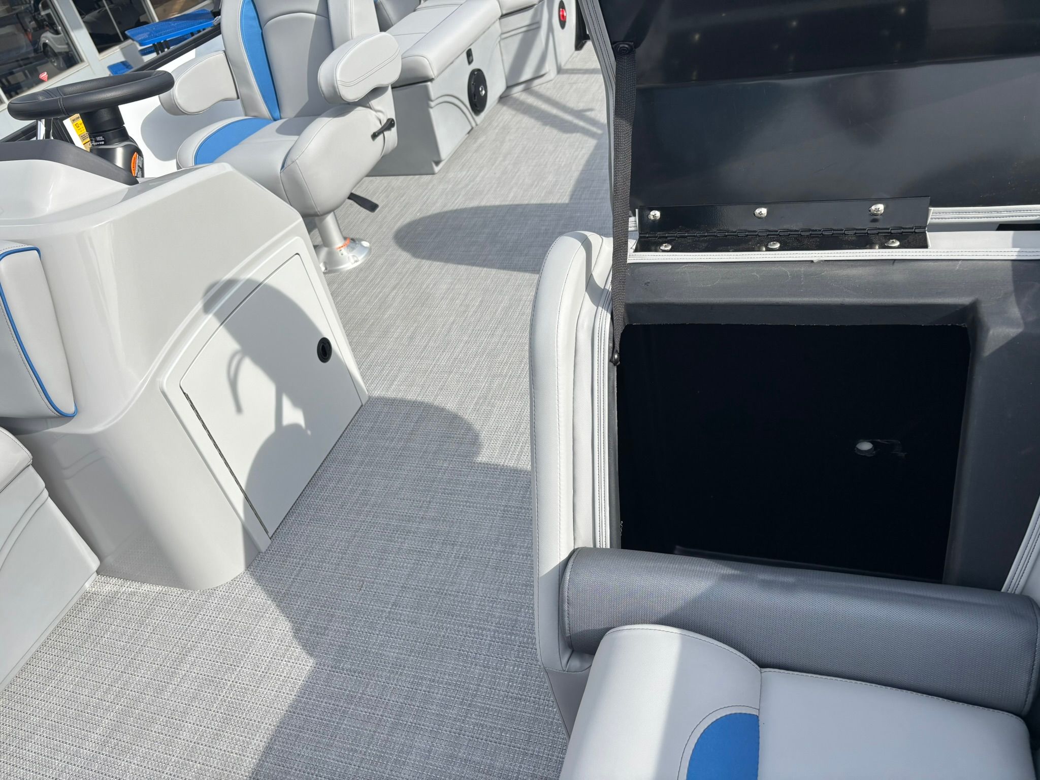 2027 Bentley Pontoons 223 Bolt - 12