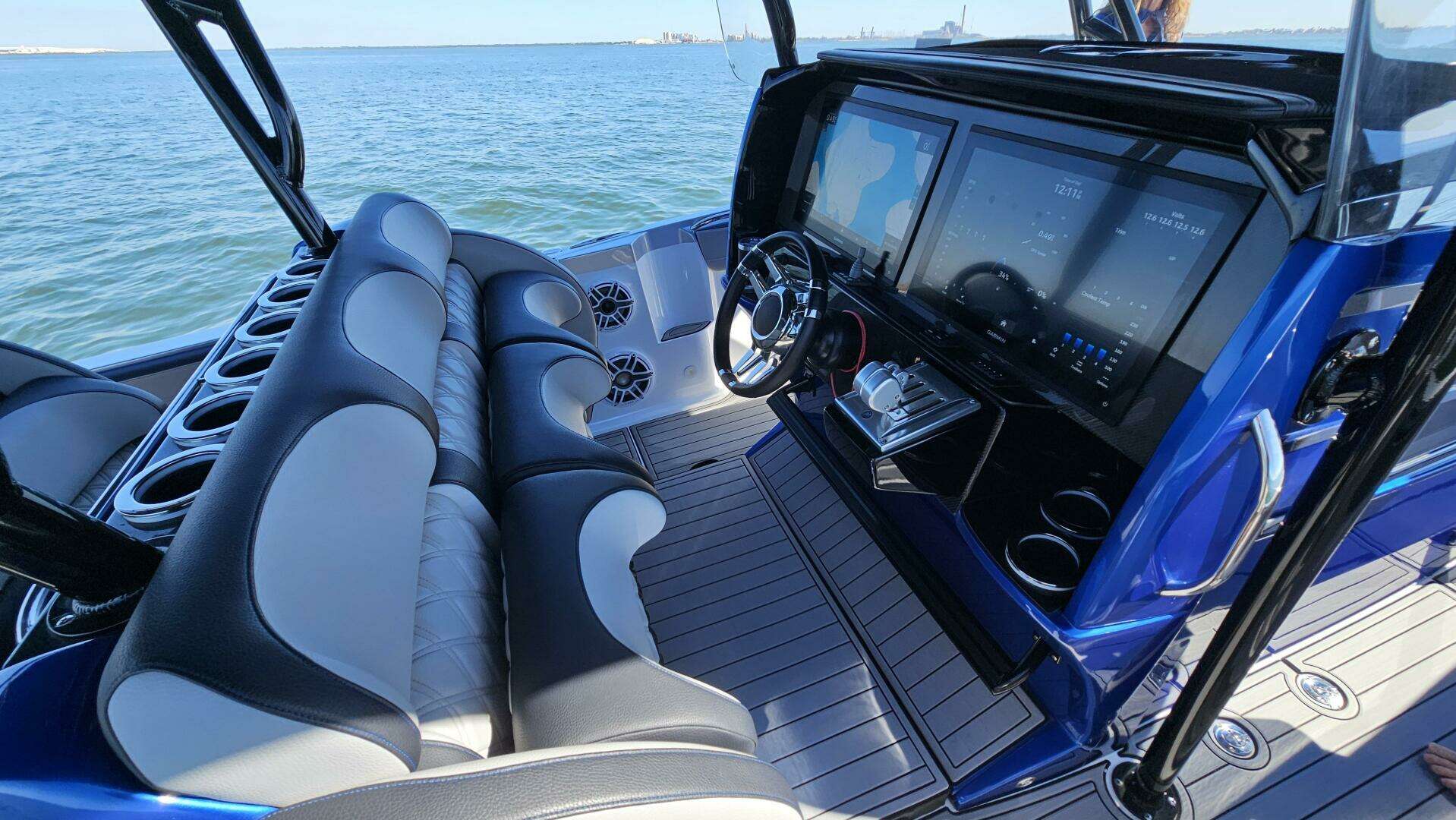 2024 Nor-Tech 390 Sport Center Console - Image 24