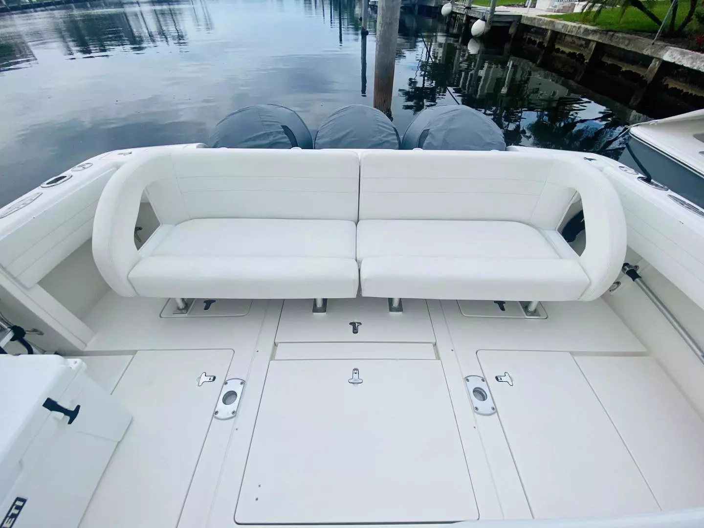 2008 Intrepid 390 Sport Yacht - Image 25