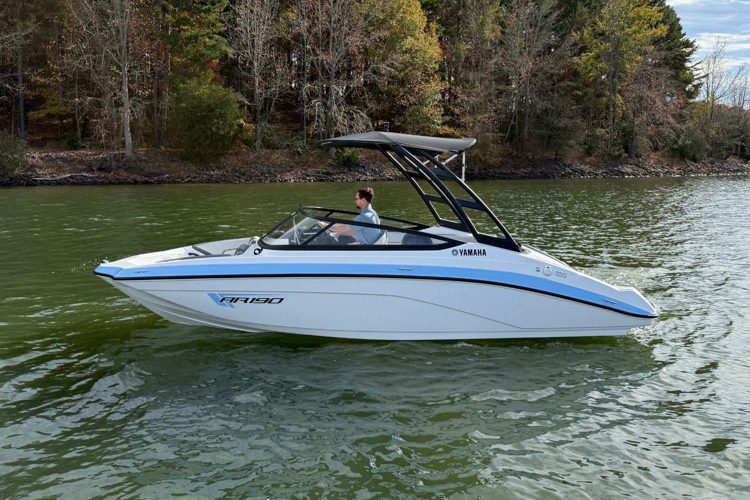 2026 Yamaha Boats AR190