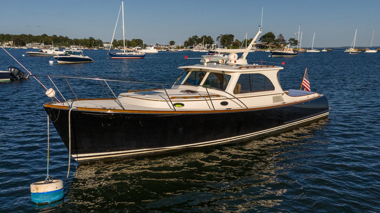 2005 Hinckley Talaria 40