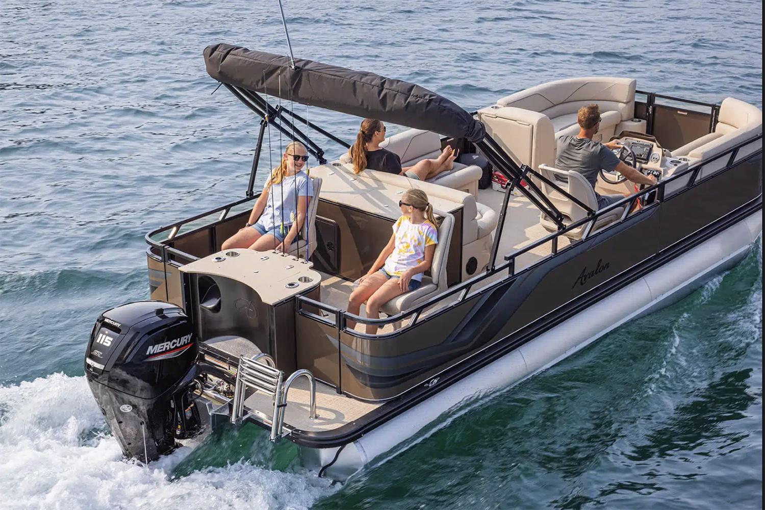 2026 Avalon Venture 85 Rear Fish