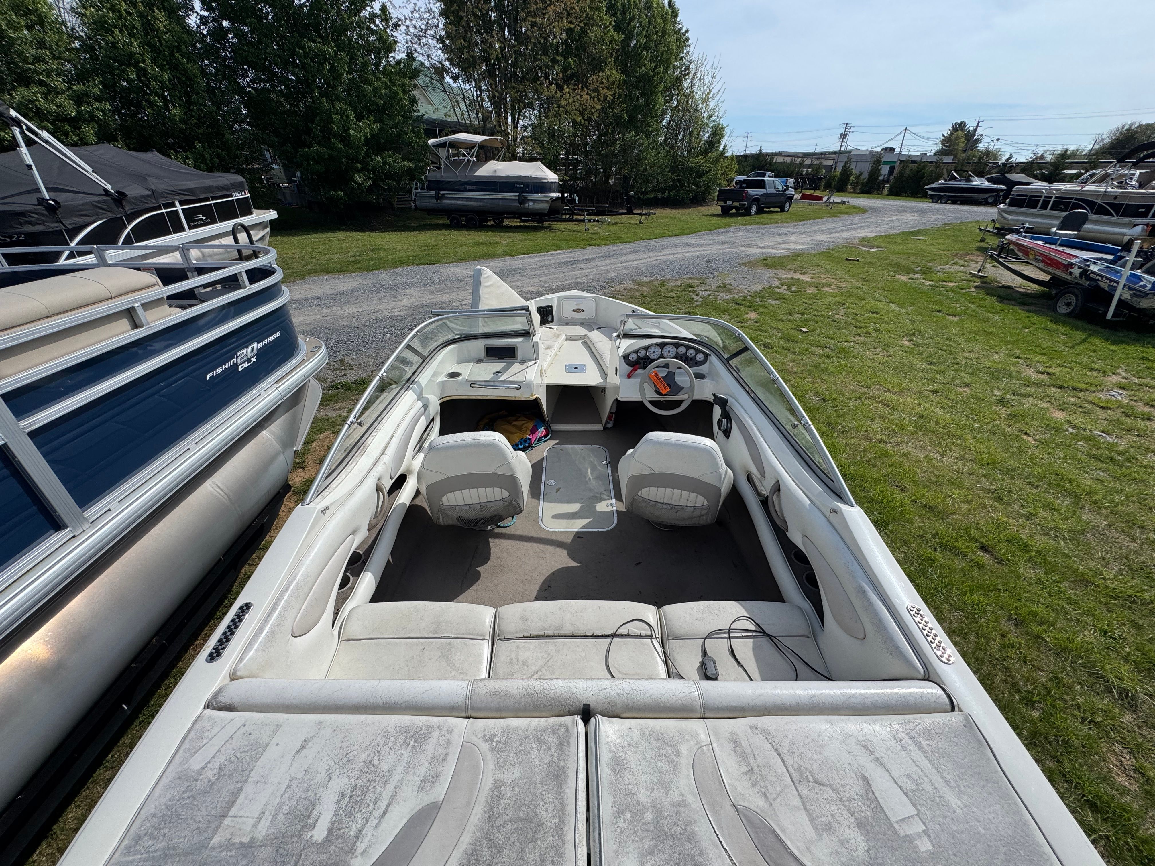 2009 Stingray 199 FX - 11