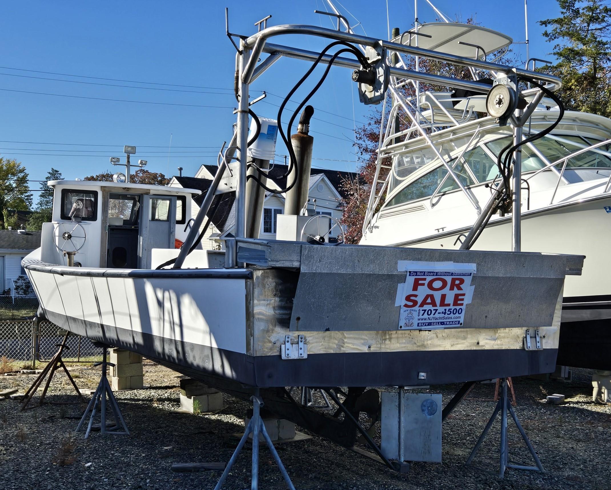 1985 Kinnamon pilot house chesapeake deadrise