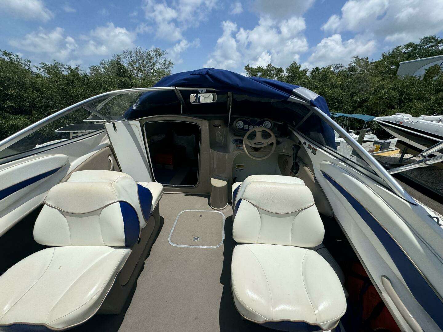 2003 Bayliner 212 Capri Cuddy Cabin - Image 6
