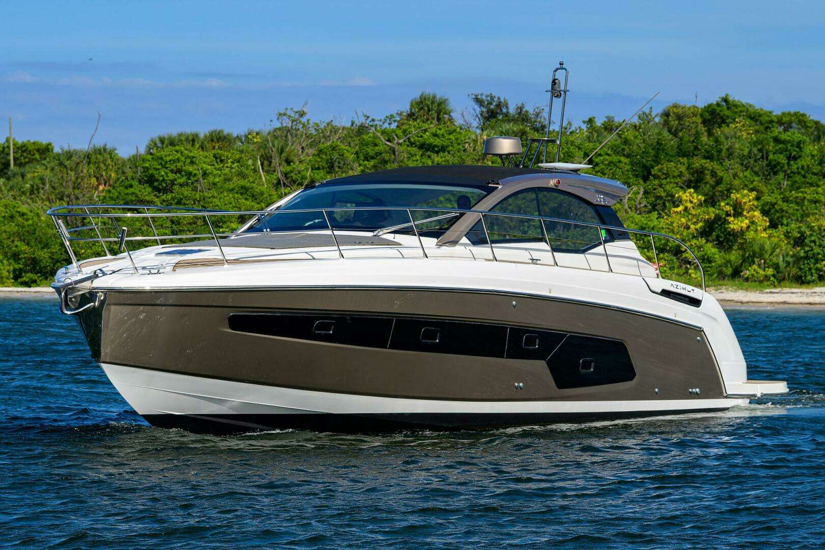 2020 Azimut Atlantis 45 - Image 7
