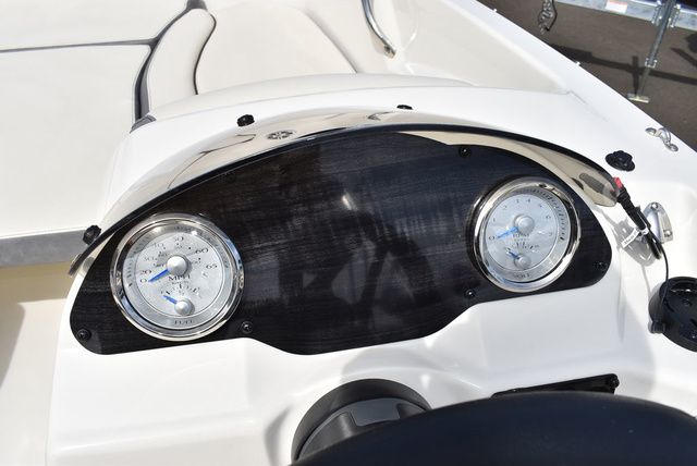 2024 Stingray 182 SC - 33