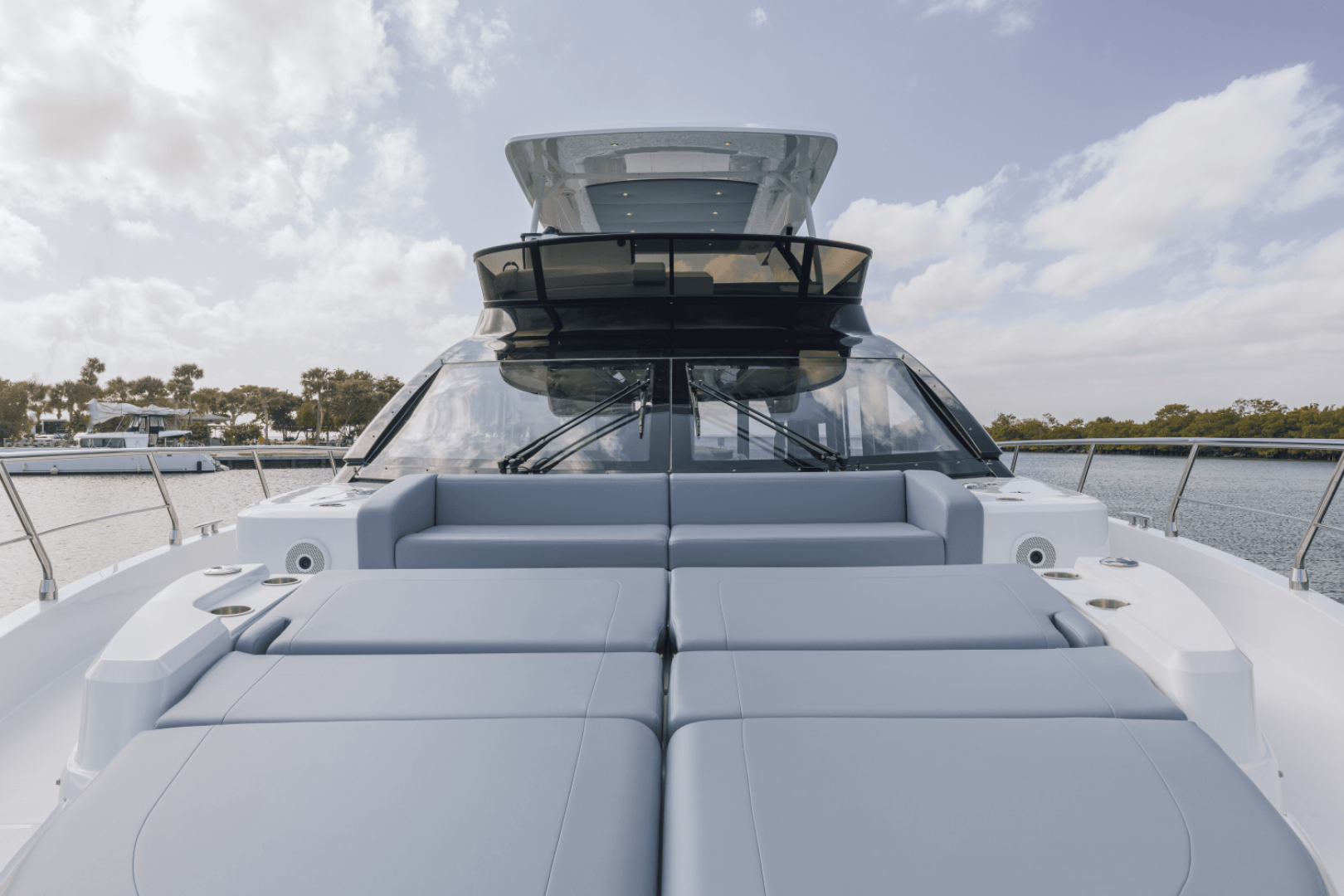 2027 Cruisers Yachts 57 FLY - Image 55