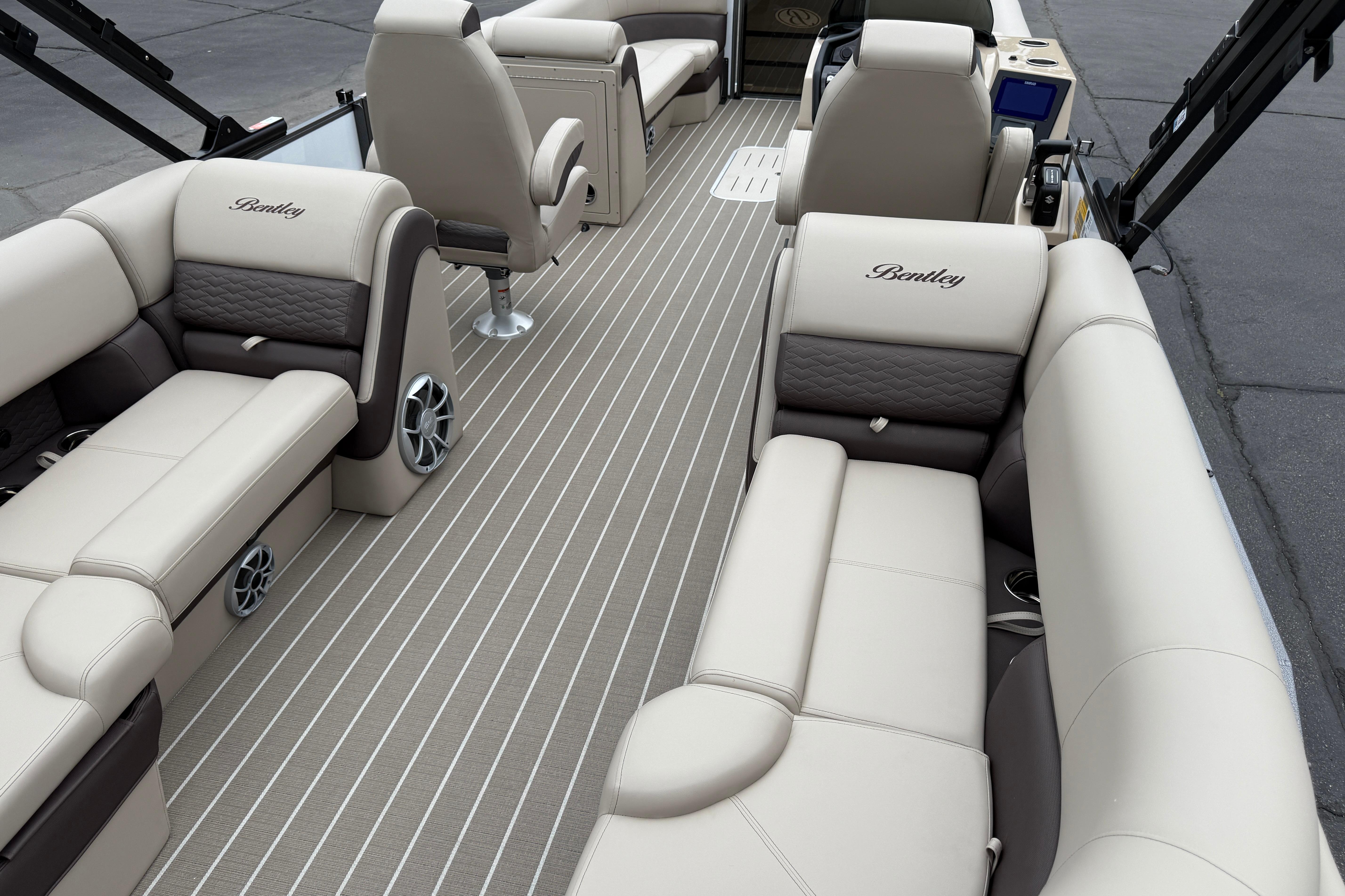 2026 Bentley Pontoons Elite 253 Admiral interior with luxurious seating and modern design.