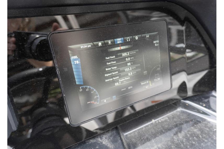 Dashboard display of a 2021 Yamaha Boats 195S showing trip information and fuel usage.