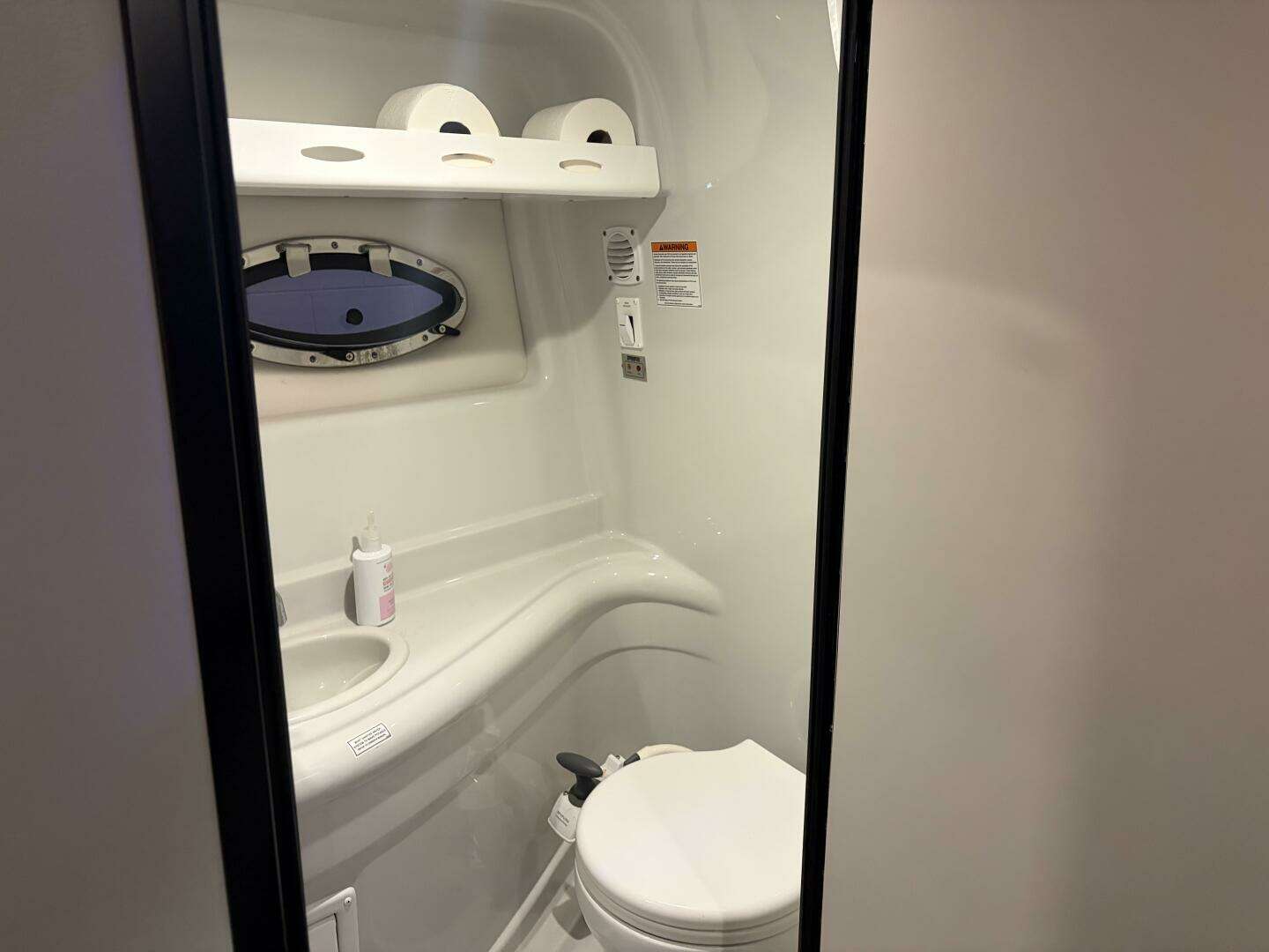 2019 Crownline 264 CR - Image 27