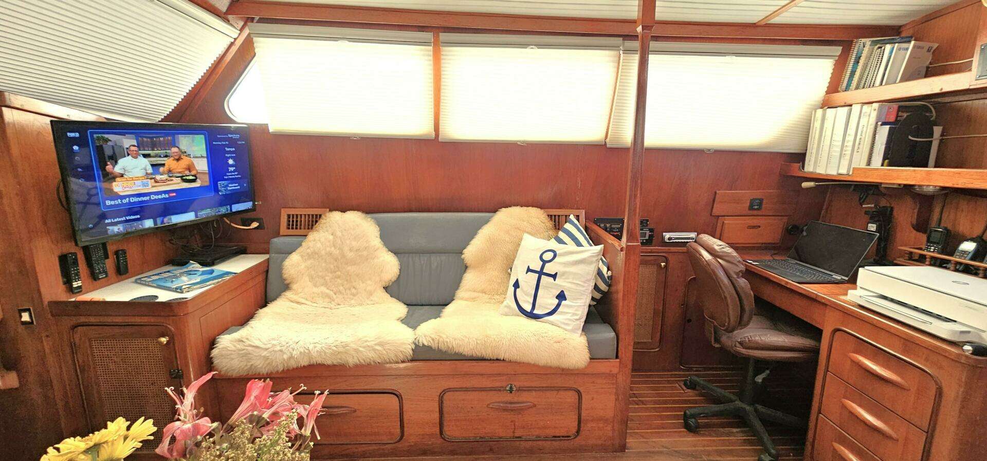 1980 Gulfstar Sailmaster - Image 5