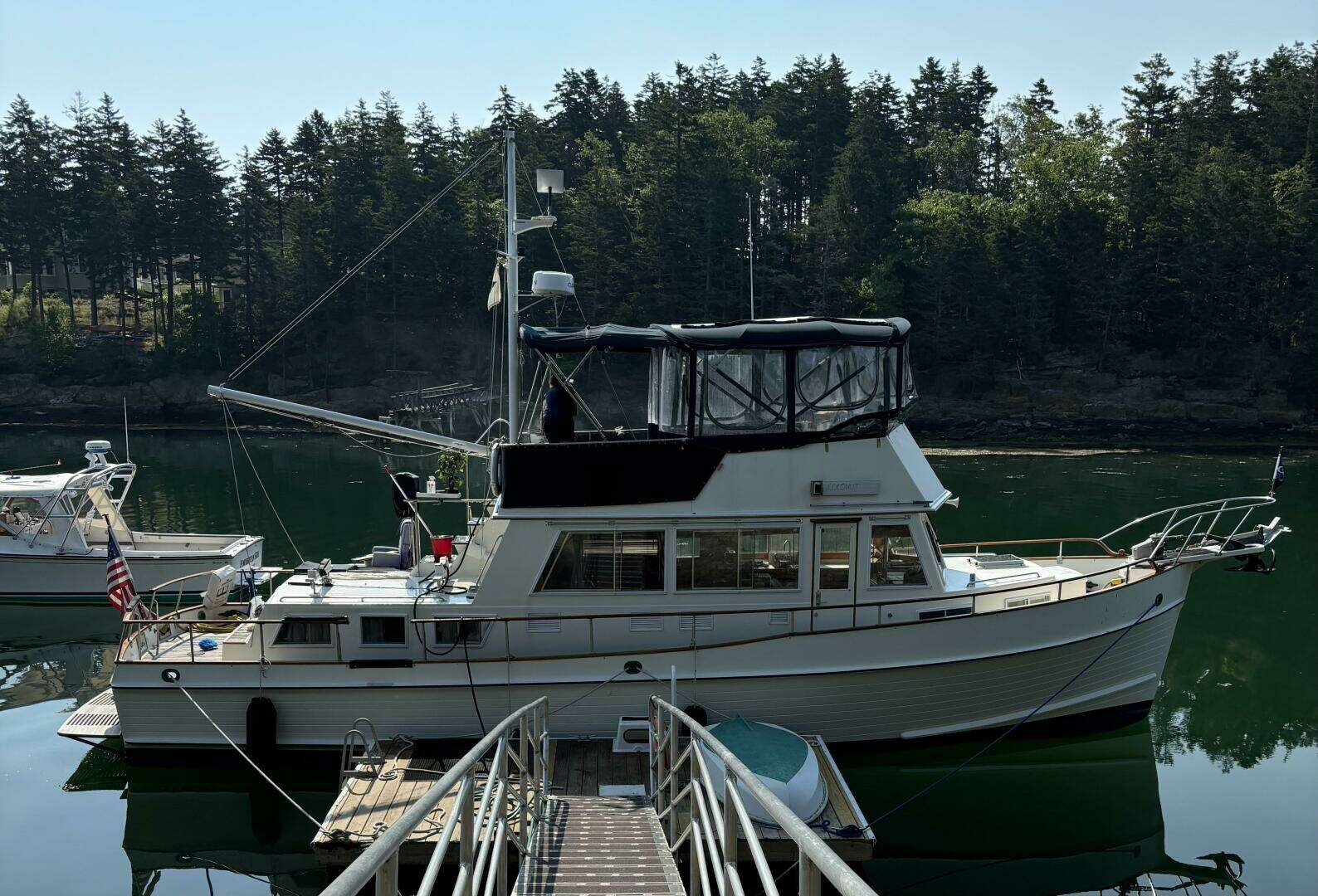 1991 Grand Banks 42 Classic - Image 8