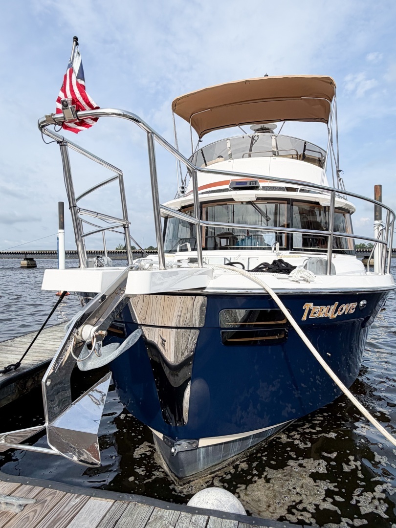 2022 Ranger Tugs R-43 CB - Image 43