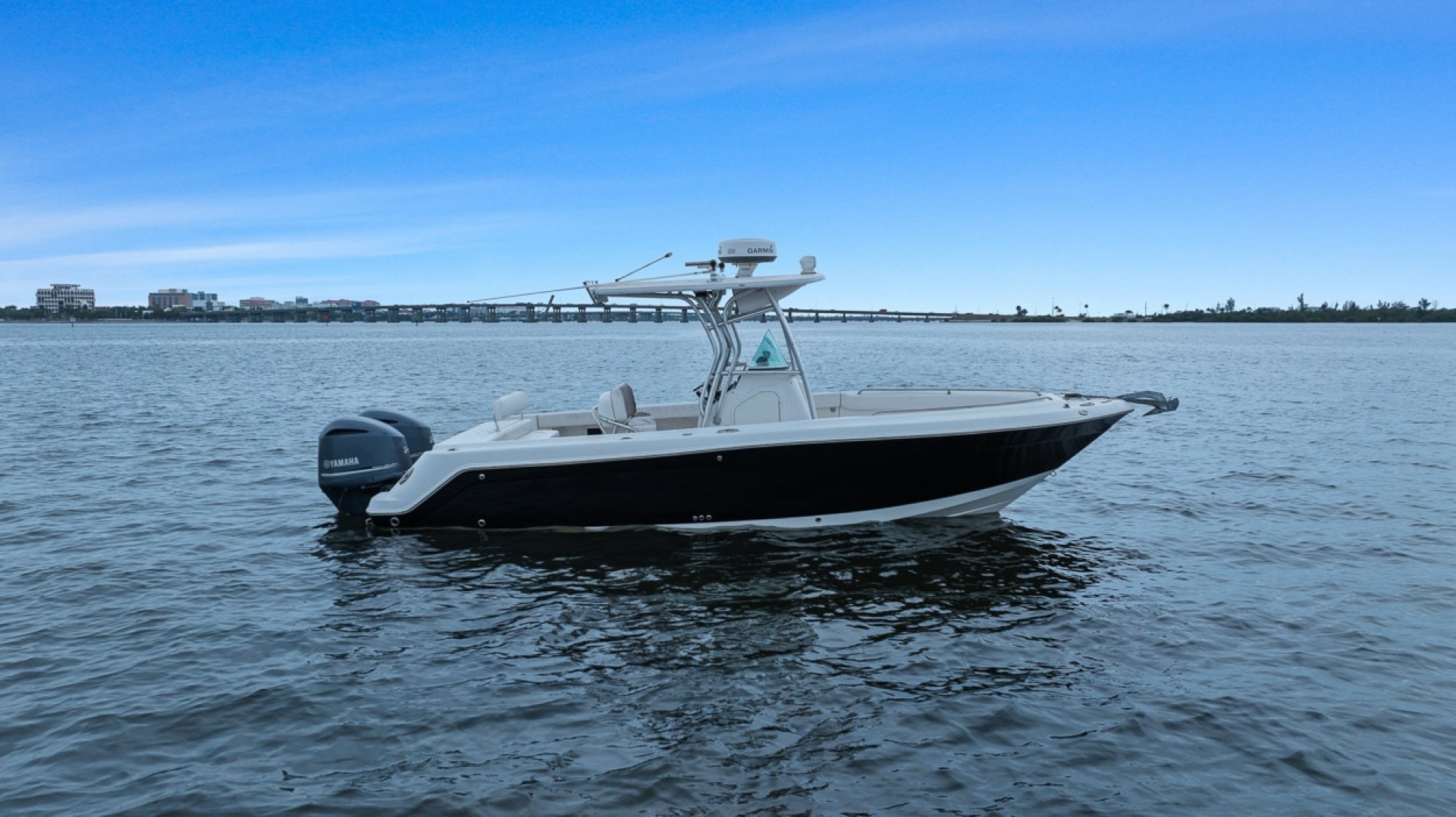 2013 Robalo R260 - Image 27