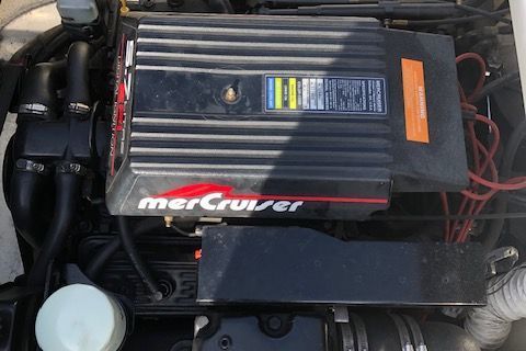 MerCruiser engine in Rinker 212 Fiesta Vee boat, year 1999.