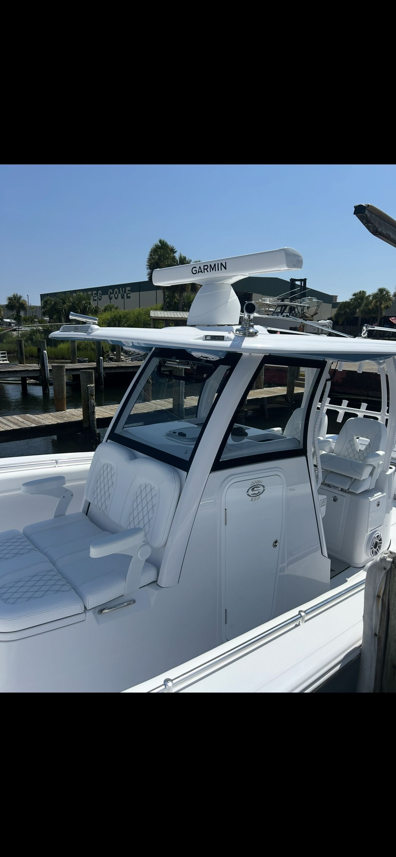 2025 Sportsman Open 322 Center Console - 28
