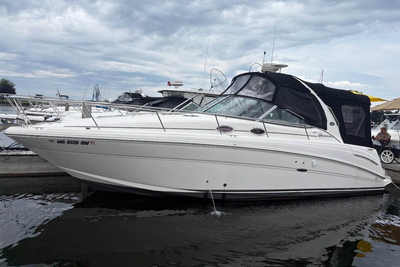 2006 Sea Ray 300 Sundancer