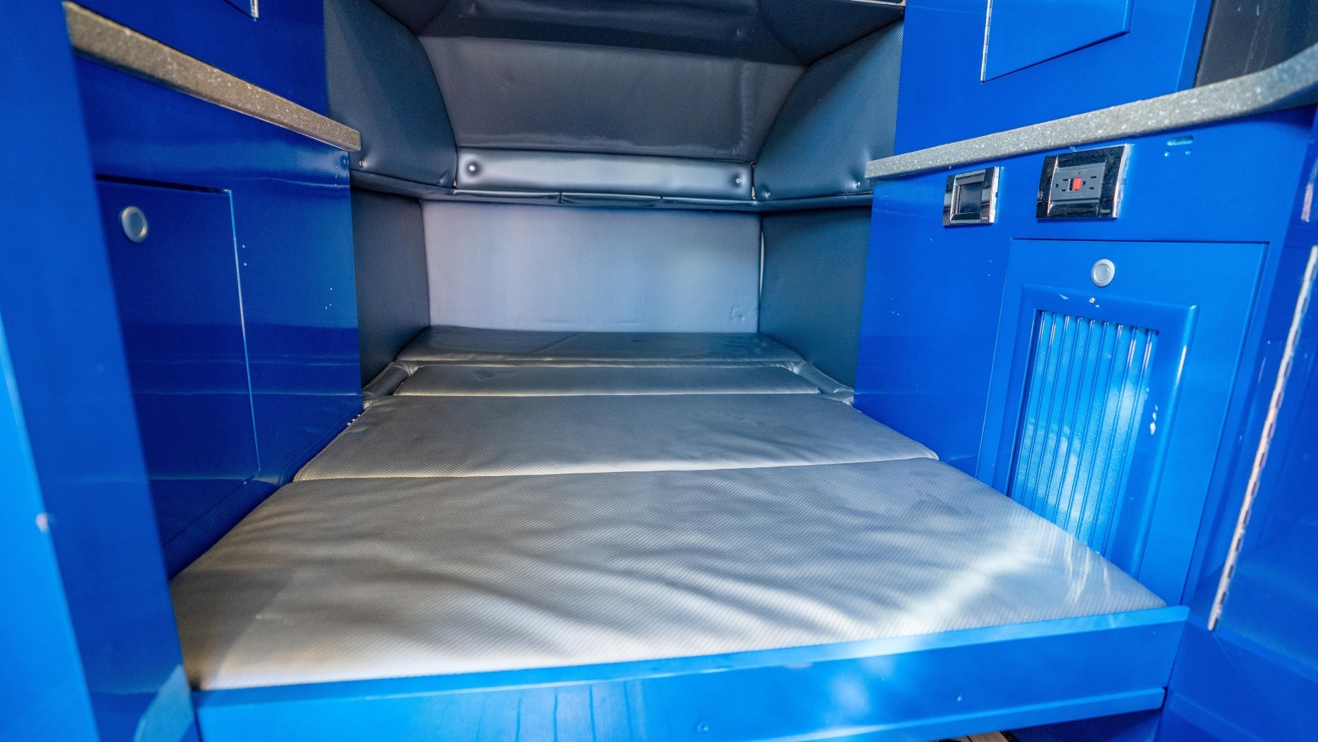 2016 Hydra-Sports 4200 Siesta - Image 25
