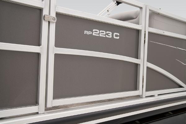 2024 Ranger Reata 223C - 15