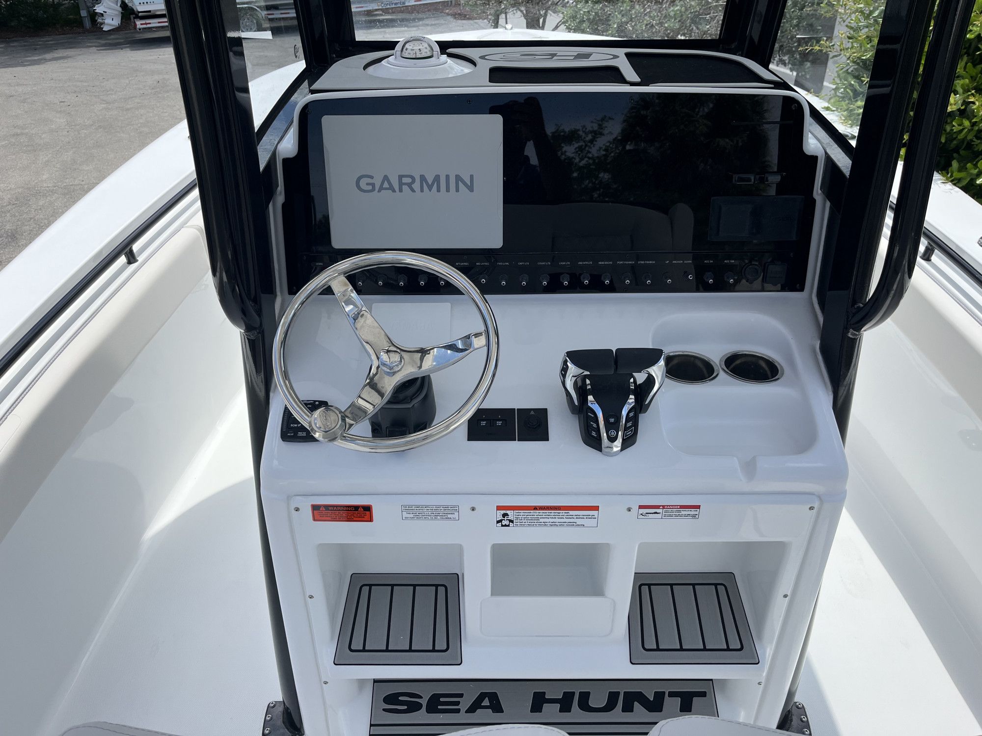 2026 Sea Hunt Gamefish 27 Coffin Box - 12