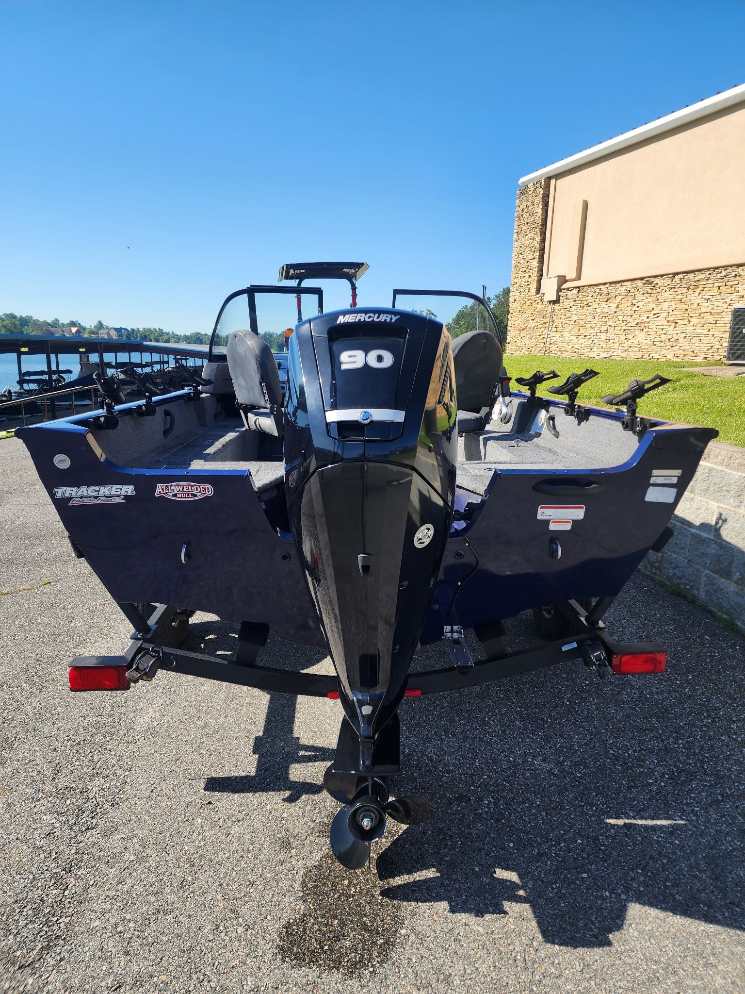 2022 Tracker Pro Guide V-16 SC - 7