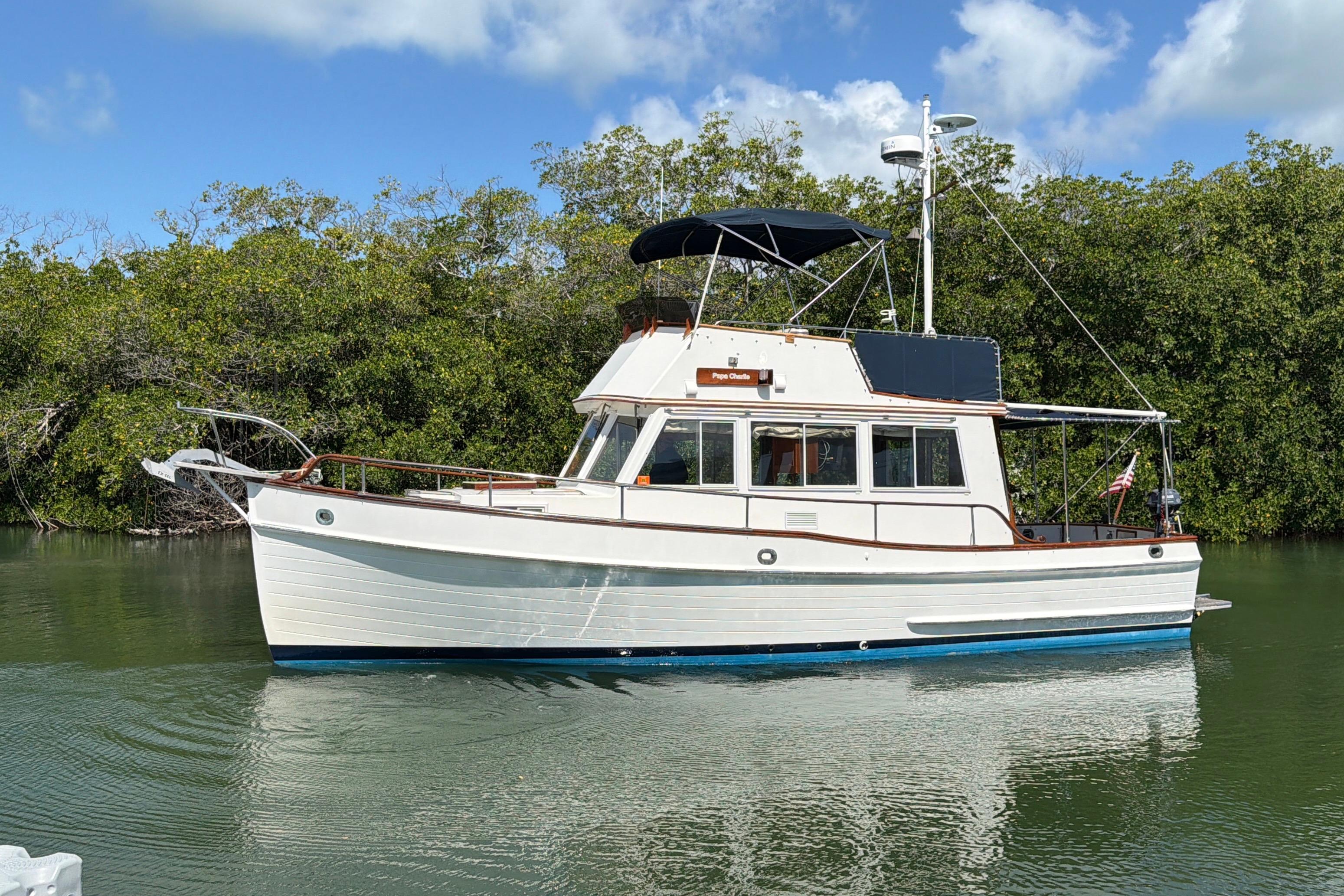 1983 Grand Banks 32 Sedan