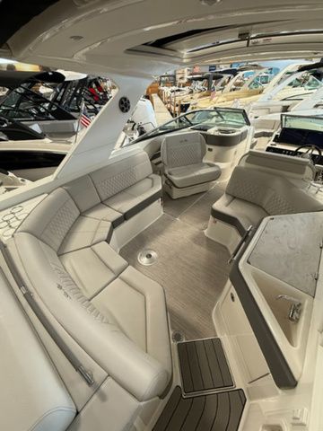 2026 Sea Ray SLX 310 - 6