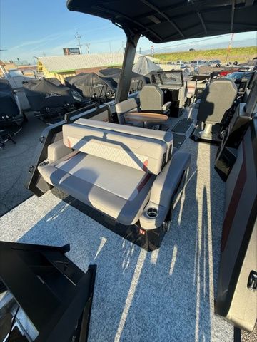 2026 Revel RS25L - 13