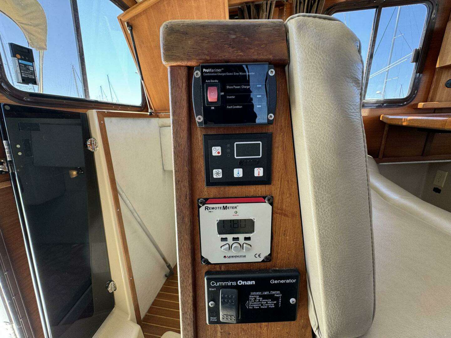 2012 Ranger Tugs R-29 - Image 50