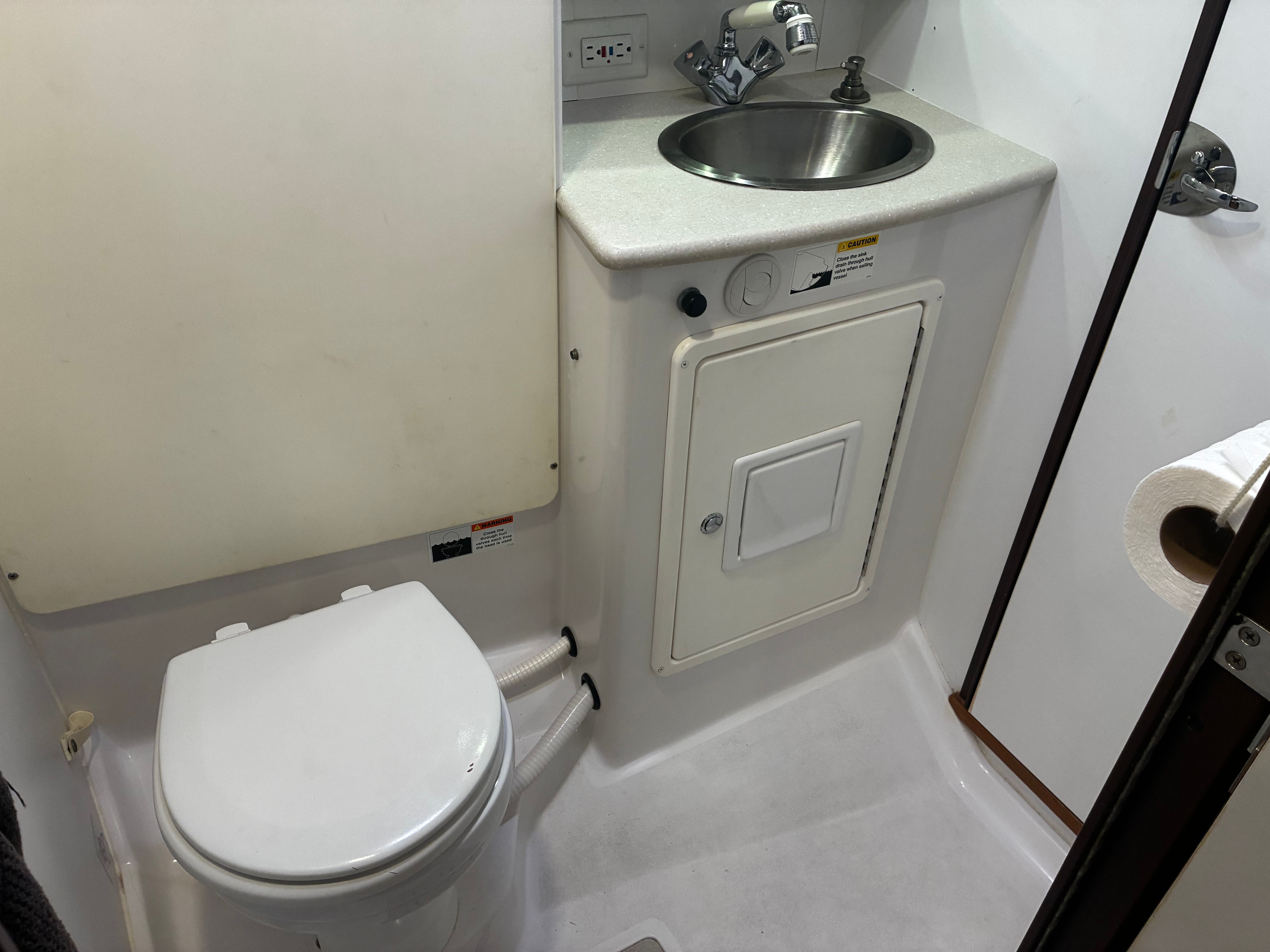 2011 Catalina 445 - 38