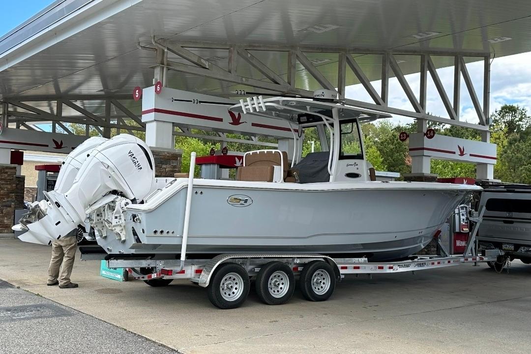 2022 Sea Hunt Gamefish 30 Forward Seating