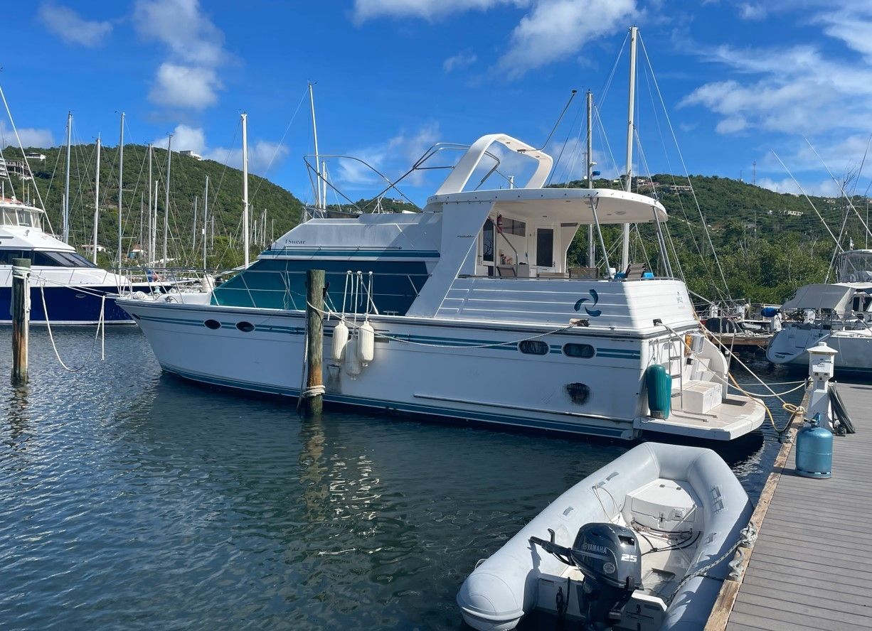 2000 Jefferson Marlago 46 Sundeck