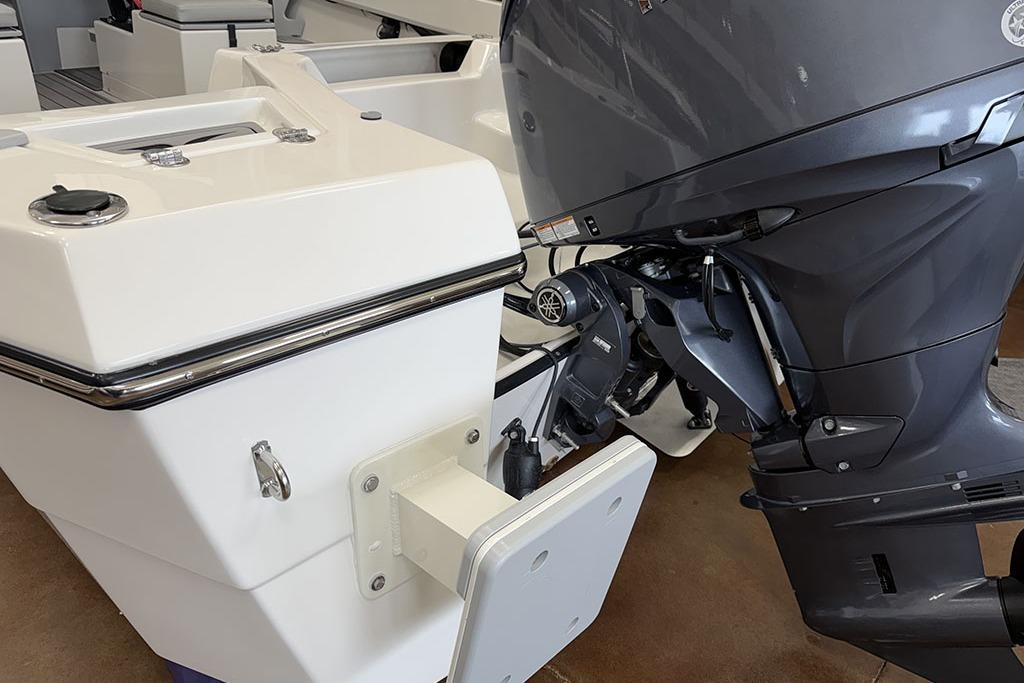 2027 Arima Sea Ranger 21 Yellowtail Edition with powerful outboard motor.