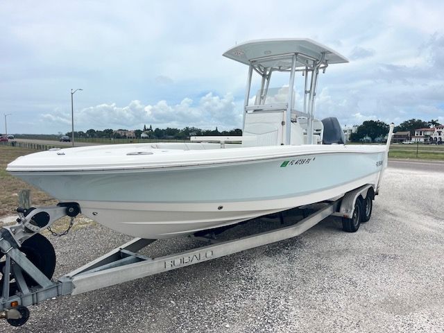 2015 Robalo 246 Cayman