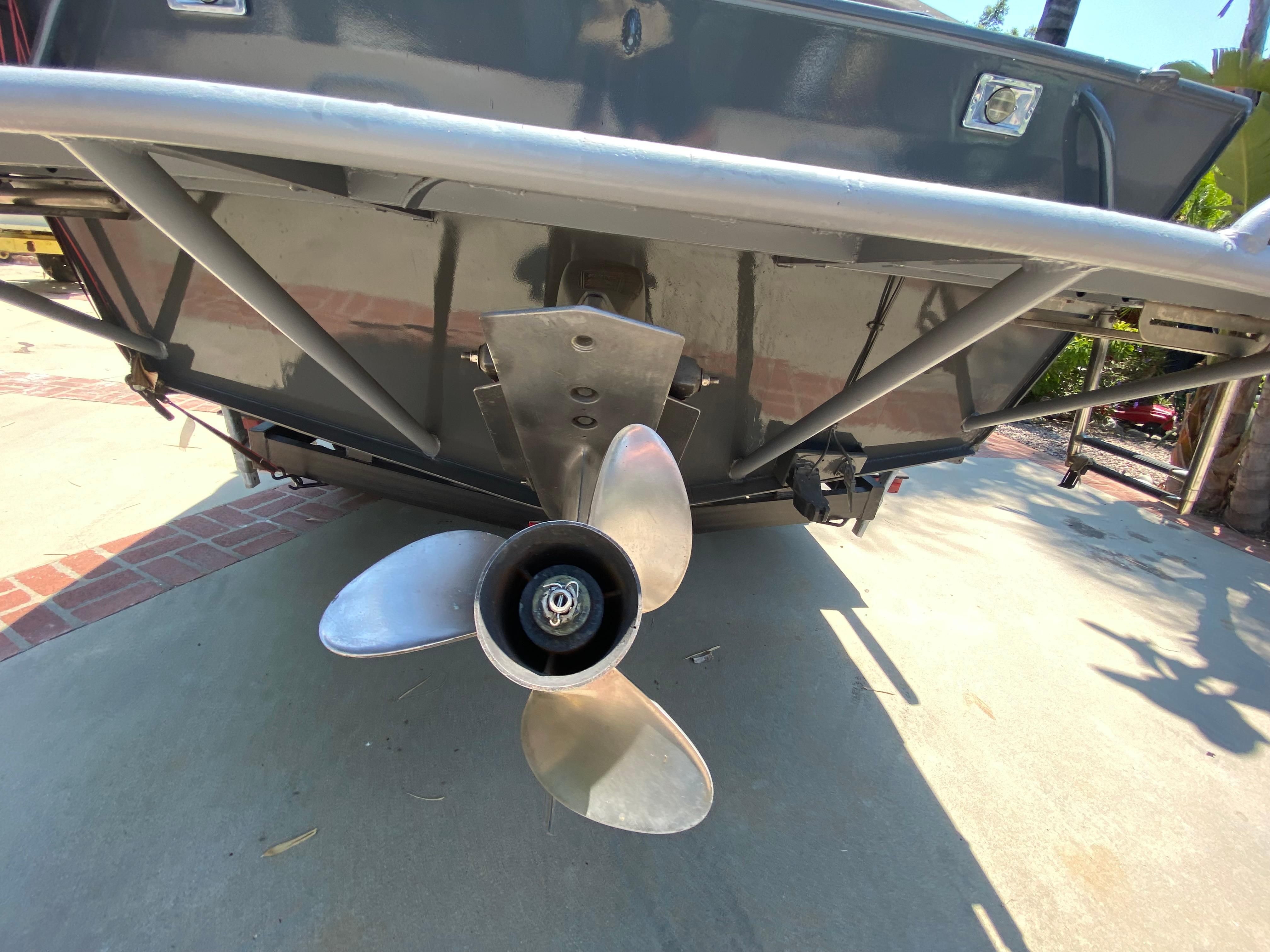 1999 Jetcraft 22 - 8