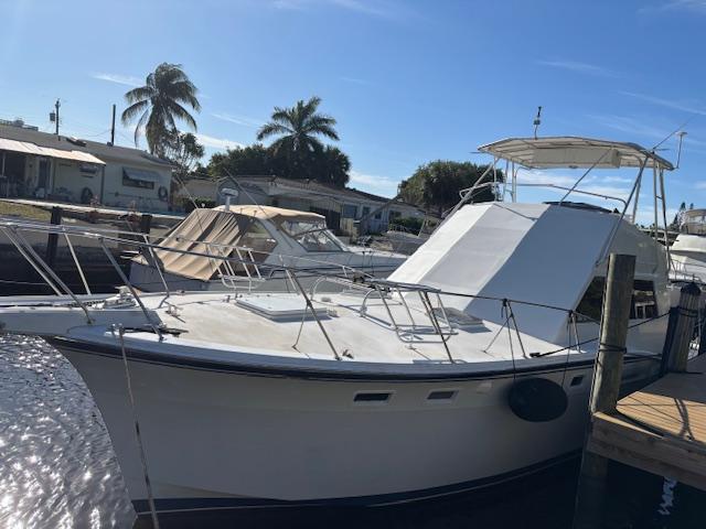 1976 Hatteras 46 Convertible